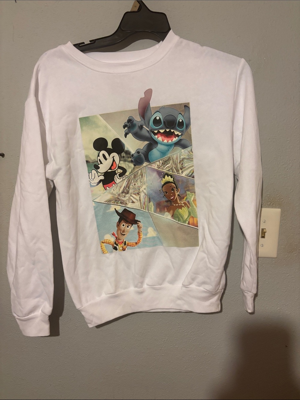 Disney White Crewneck Sweatshirt with Multicolor Character Collage